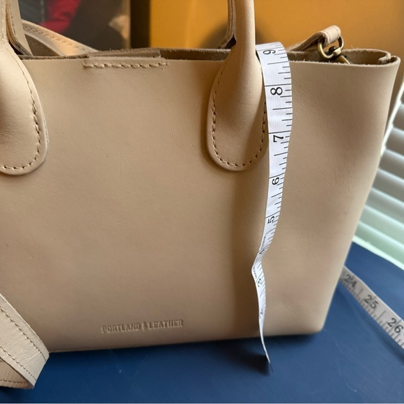 Portland Leather Tan Satchel - Picture 4 of 7